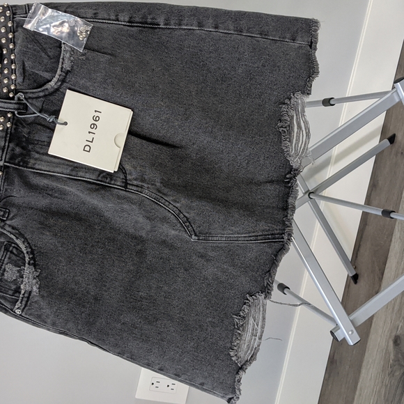 DL1961 Georgia Denim Skirt - Picture 5 of 13